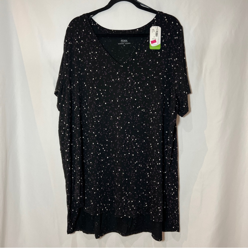 Penningtons Womens Printed Modern Fit V Neck Tee in Black , Size XXXL 3X